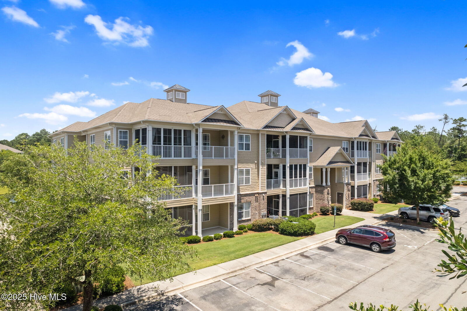 Property Photo:  235 Woodlands Way Unit 9  NC 28467 