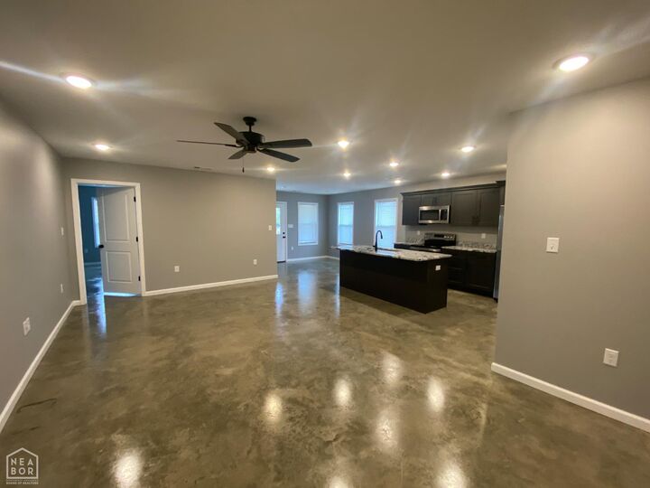 Property Photo: 2011 Maurice AR 72401