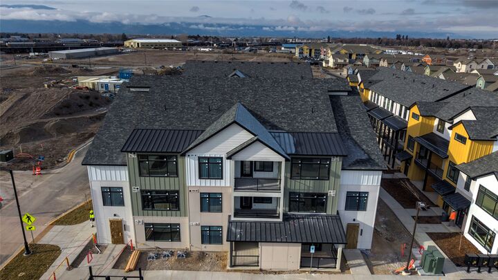 Property Photo:  1120 Charlo Street 303  MT 59802 