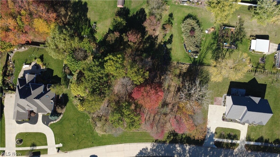 Property Photo:  Village Drive  OH 44147 