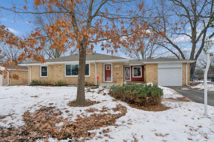 Property Photo:  6951 1st Avenue S  MN 55423 