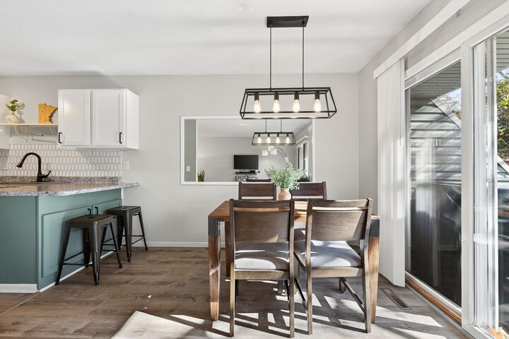 Property Photo:  1302 Crestridge Lane N  MN 55123 