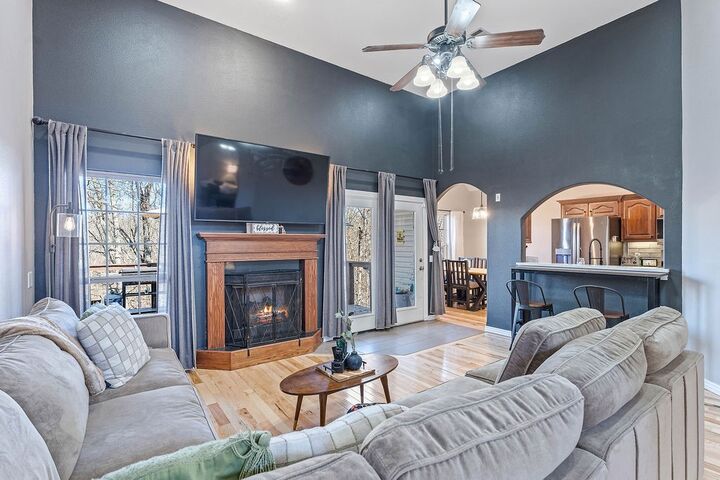 Property Photo:  6 Burns Circle  AR 72714 