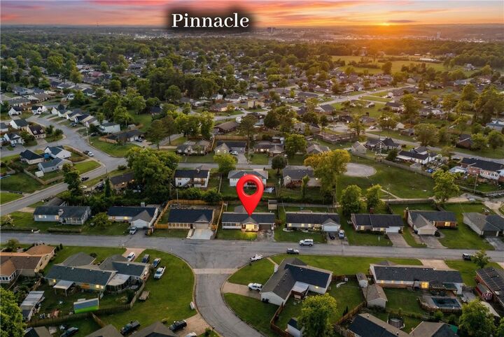 Property Photo:  924 S 25th Street  AR 72758 