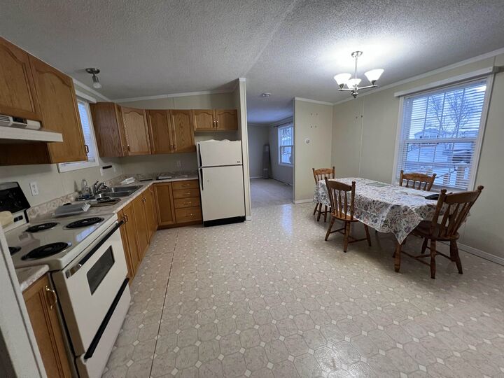 Property Photo:  8 Leedward Crescent  PE C1C 1M1 