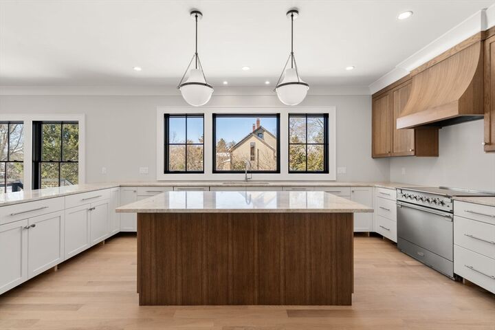 Property Photo:  577 Grove St  MA 02462 