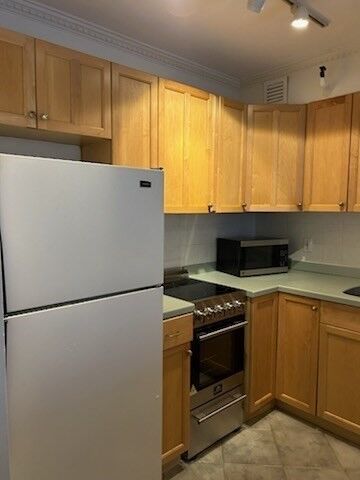 Property Photo: 145 Pinckney Street 124 MA 02114