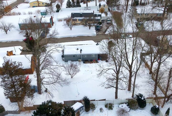 Property Photo:  3 Leonard Drive  MA 01772 