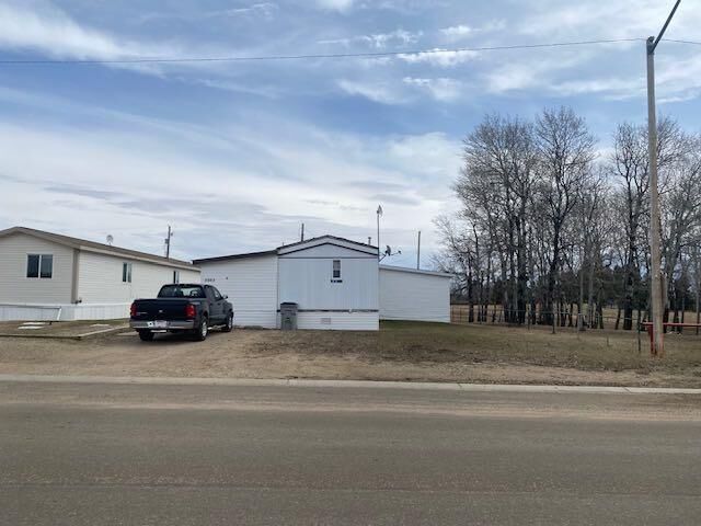 5503 51 Street — photo 1