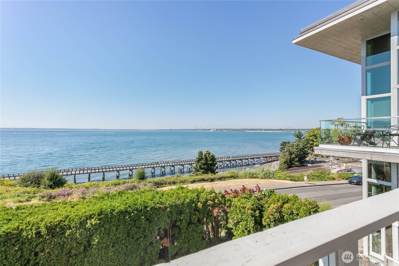 Property Photo:  510 S State Street 2  WA 98225 