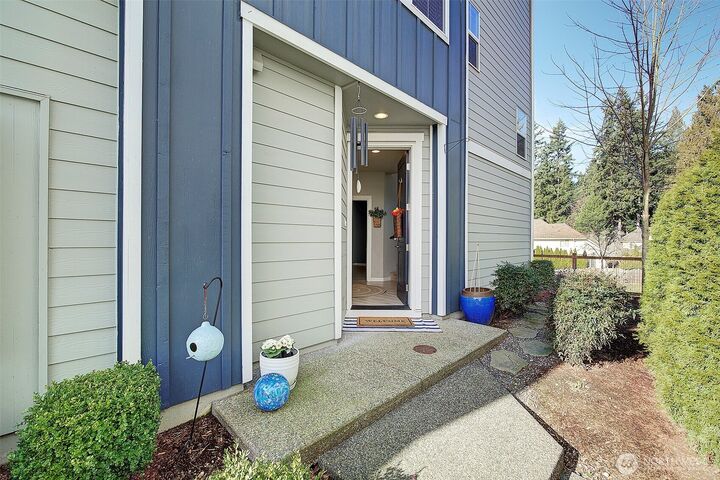 Property Photo: 1621 Seattle Hill Rd K4 WA 98012