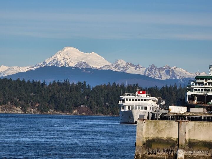 Property Photo: 1600 5th Street C-100 WA 98221