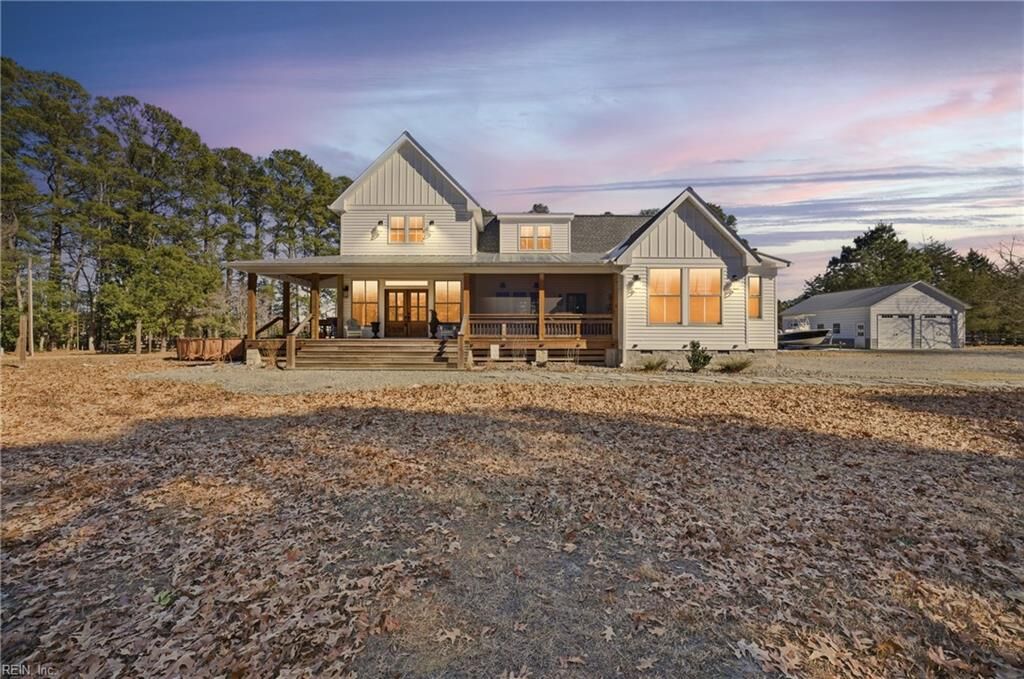 Property Photo:  448 Sandberg Ln  VA 23025 