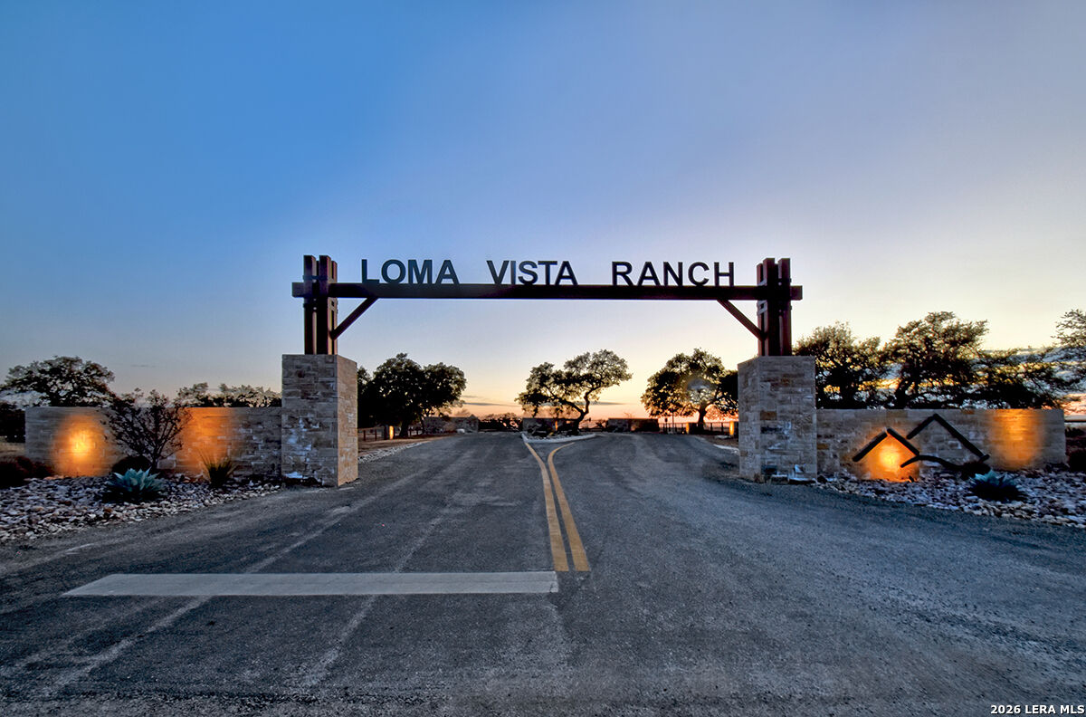 Property Photo:  1045 S Shapen Springs  TX 78028 