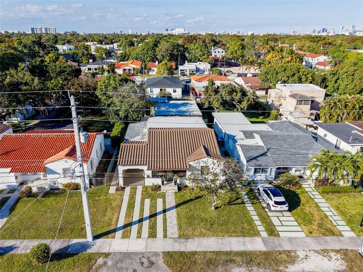 Property Photo: 1631 SW 21st St FL 33145