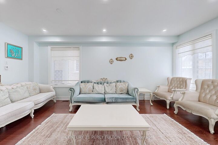 Property Photo:  11 Sinatra Street  ON L6R 4B3 