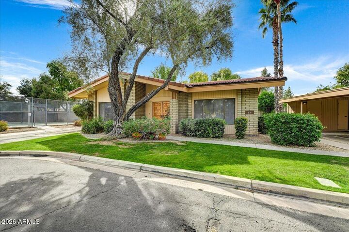 Property Photo:  4525 N 66th Street 24  AZ 85251 