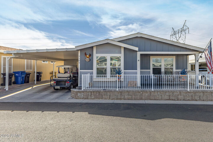 Property Photo:  650 N Hawes Road 3109  AZ 85207 