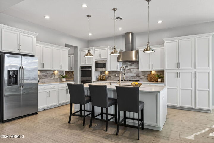 Property Photo: 4958 S Newton Terrace AZ 85212