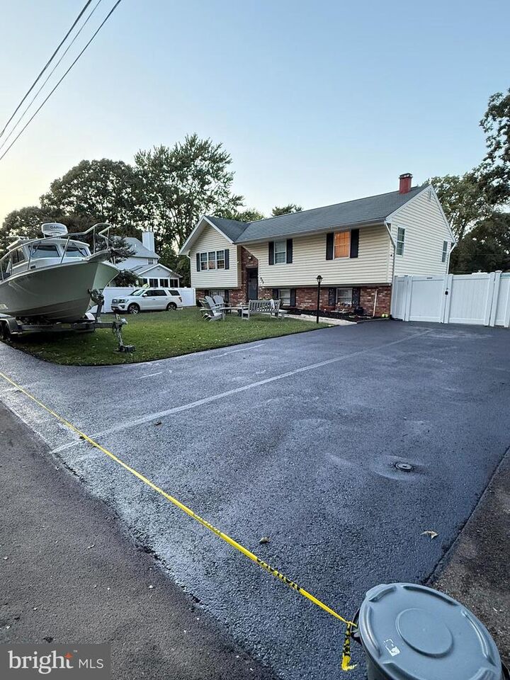 Property Photo: 982 Highpoint Drive MD 21409