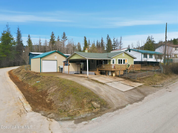 Property Photo:  208 Rio Vista St  ID 83849 