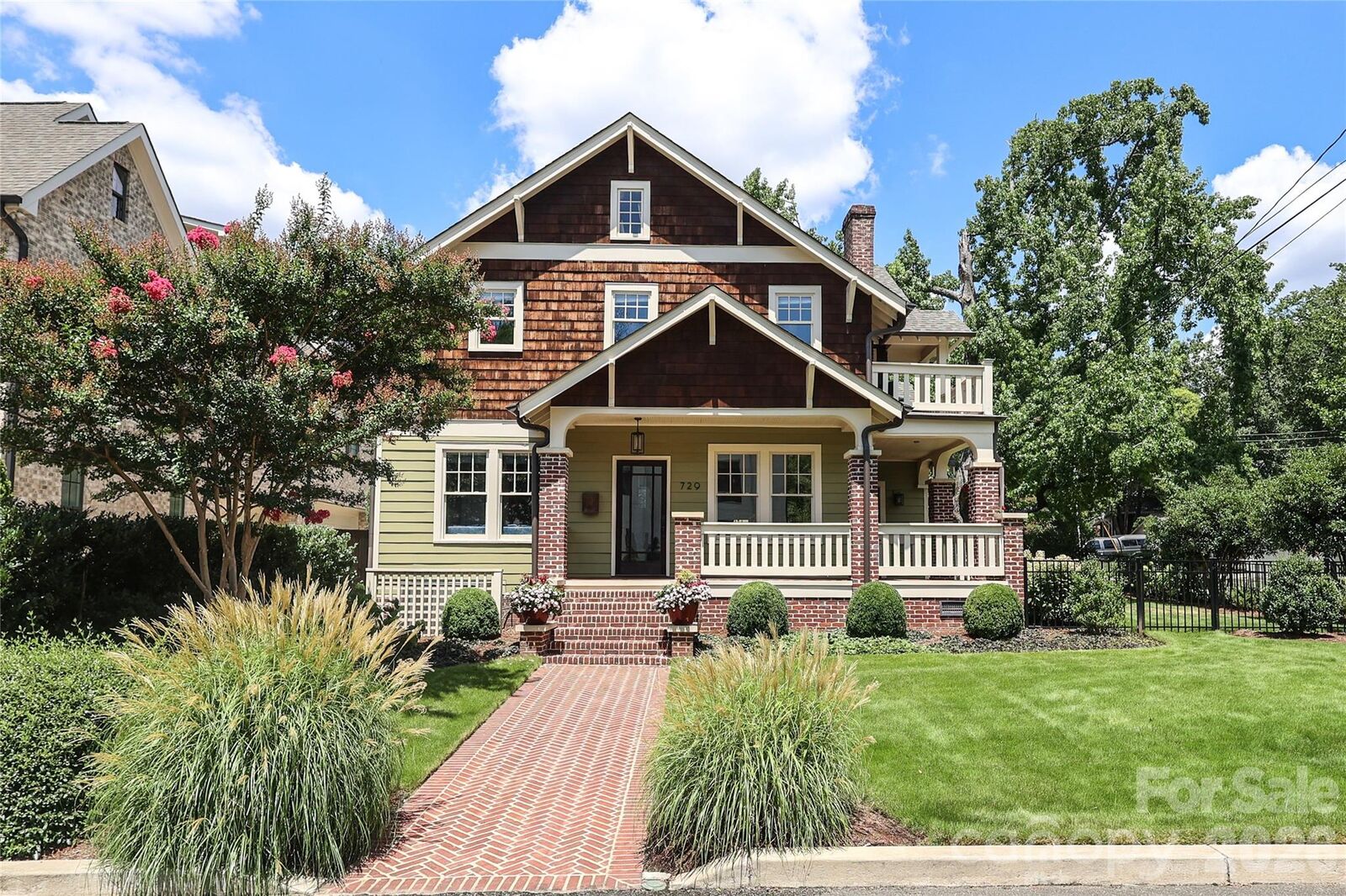 Property Photo:  729 Brookside Avenue  NC 28203 
