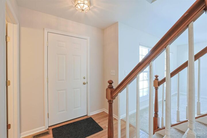 Property Photo: 5104 Lexington Court OH 45040