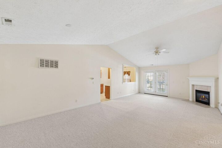 Property Photo: 8021 Pinnacle Point Drive OH 45069
