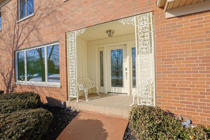 Property Photo:  1006 Pineknot Drive  OH 45238 