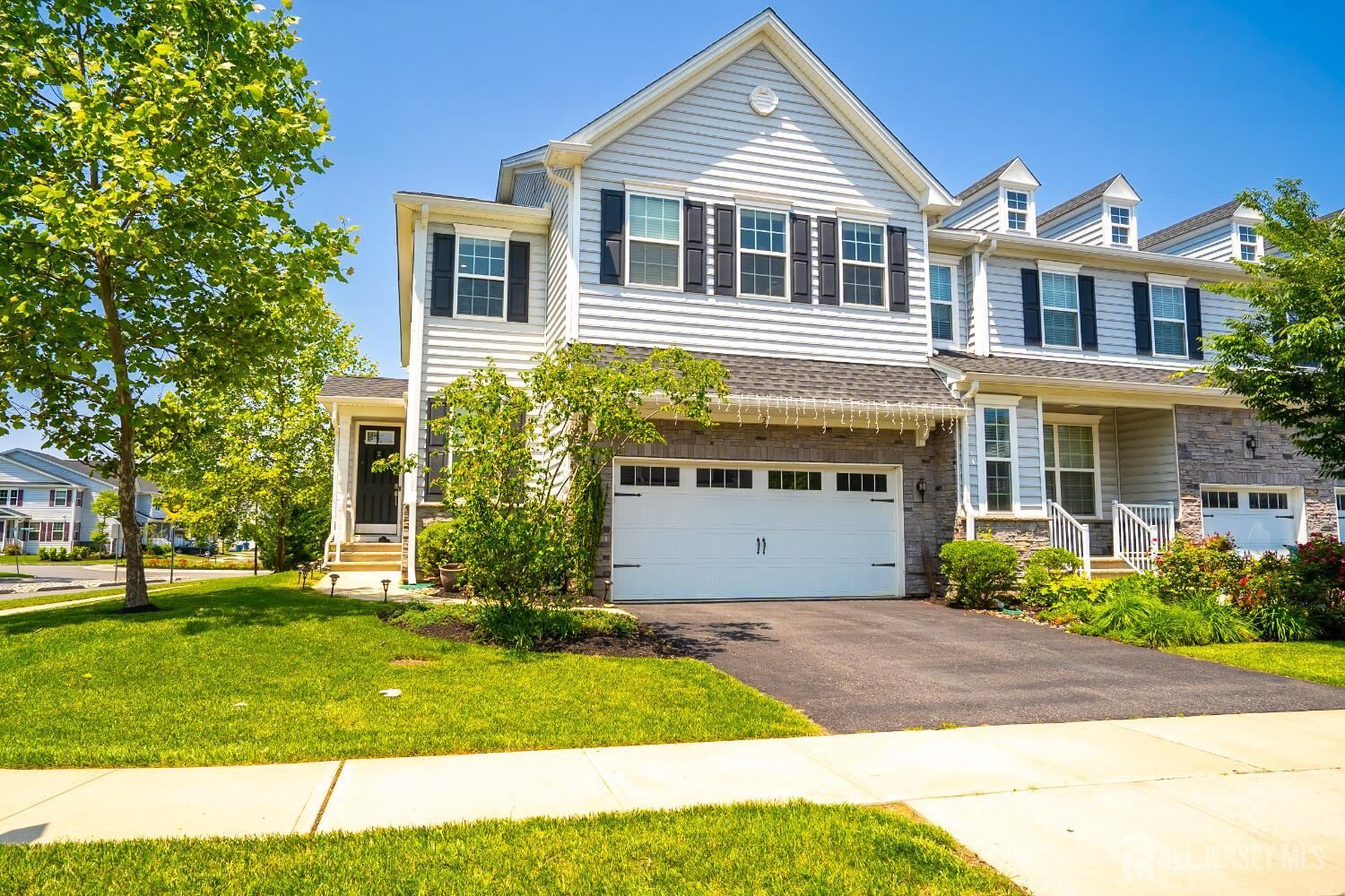 Property Photo:  2 Jasmine Drive  NJ 08831 