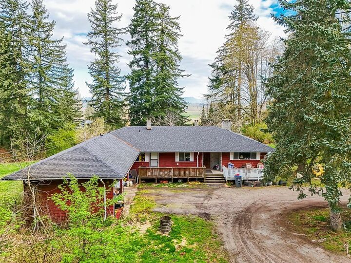 Property Photo: 18495 0 Avenue BC V3Z 9R9