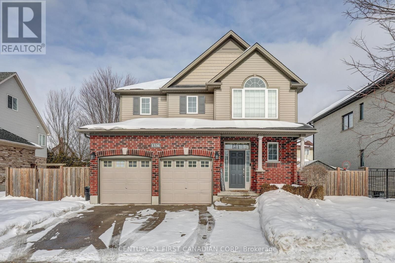 Photo de la propriété:  1336 Birchwood Drive  ON N6K 4Y5 