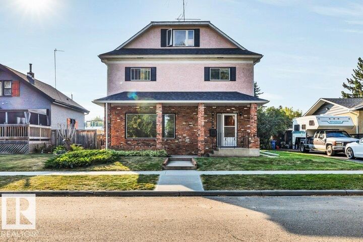 Property Photo: 4314 52 Street AB T9A 1N4