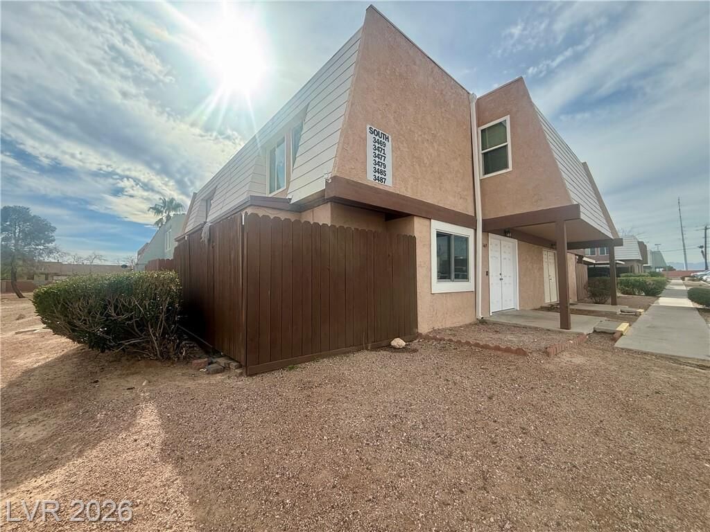Property Photo: 3469 Villa Knolls South Drive NV 89120