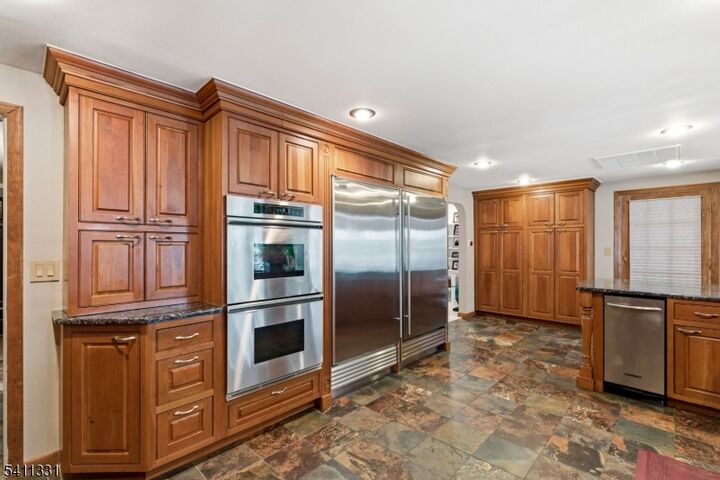 Property Photo:  328 Hillside Ave  NJ 07039 