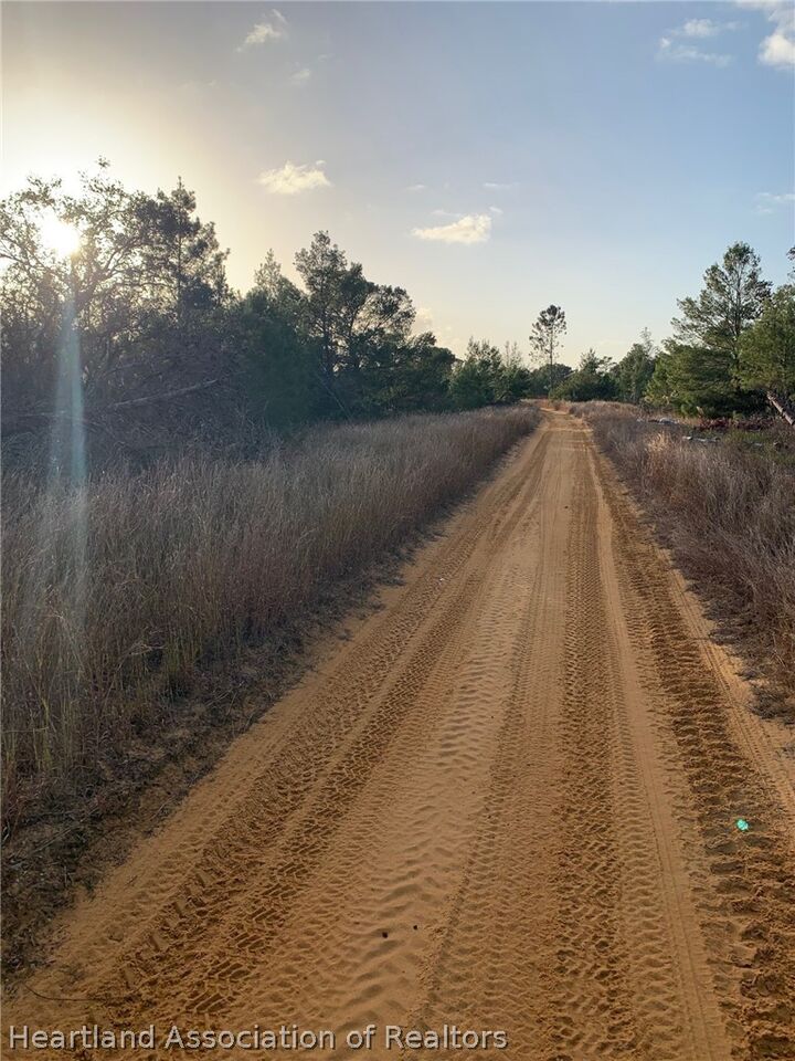Property Photo:  2907 W Seville Drive  FL 33825 