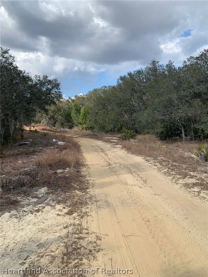 Property Photo:  2242 N Barclay Road  FL 33825 