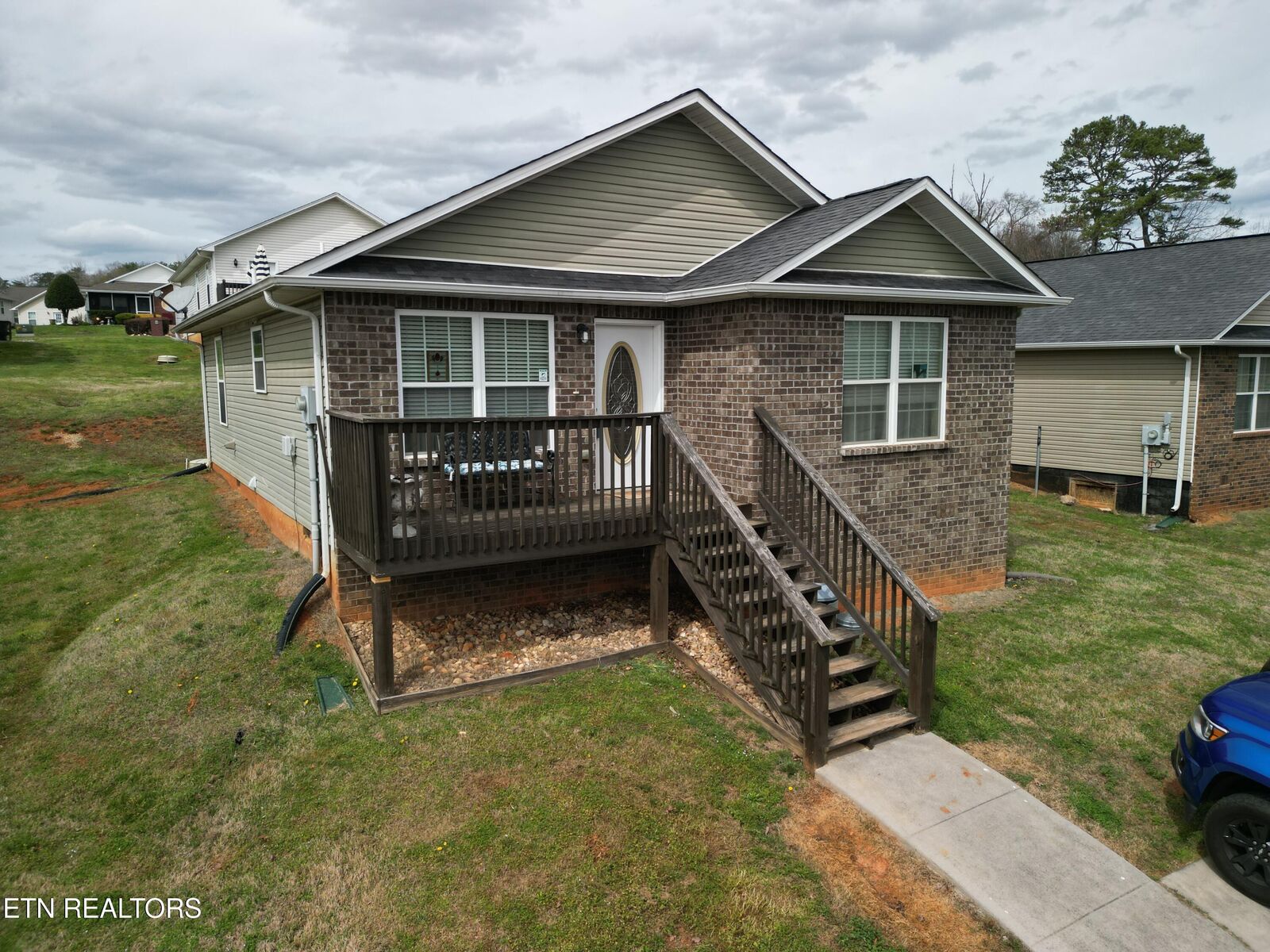 Property Photo: 1725 Watauga St TN 37876