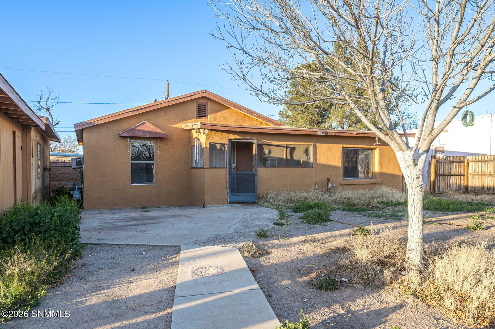 Property Photo:  990 Brownlee Avenue  NM 88005 