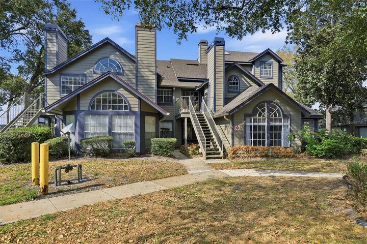 Property Photo:  966 Helmsley Court 100  FL 32746 