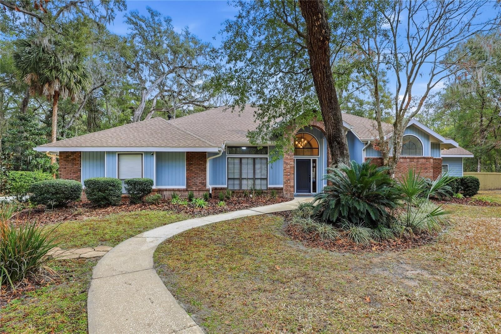 Property Photo:  4235 SW 91st Drive  FL 32608 