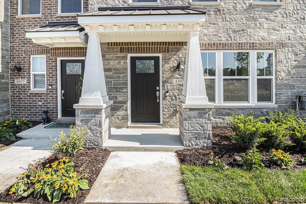 Property Photo:  43071 Atwood Avenue  MI 48375 