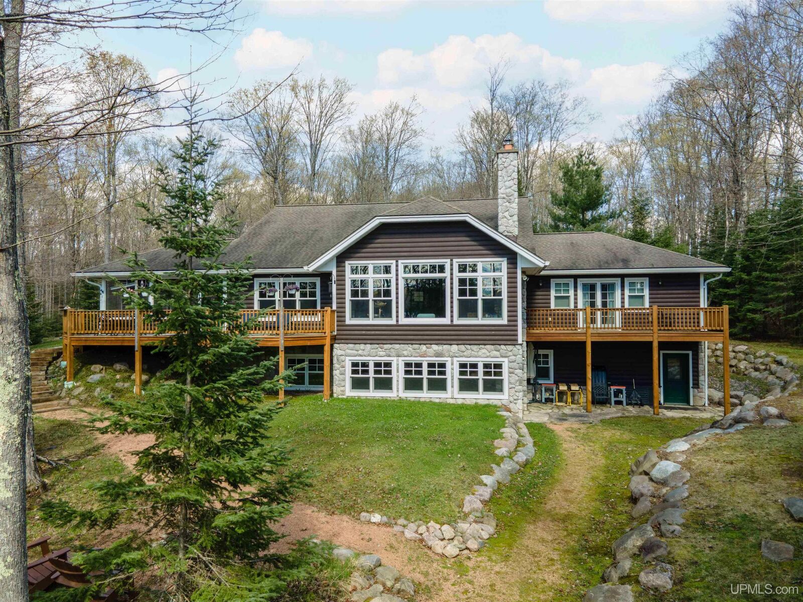 Property Photo: 163 Homan Lake Road MI 49935