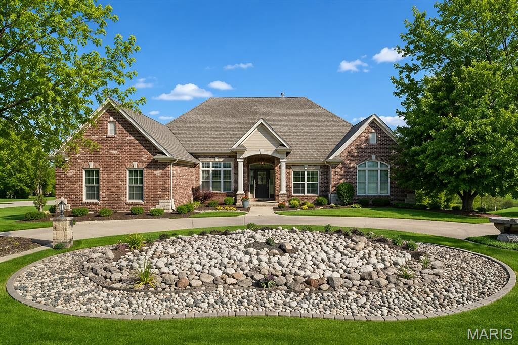 Property Photo: 316 Barn Side Lane MO 63025