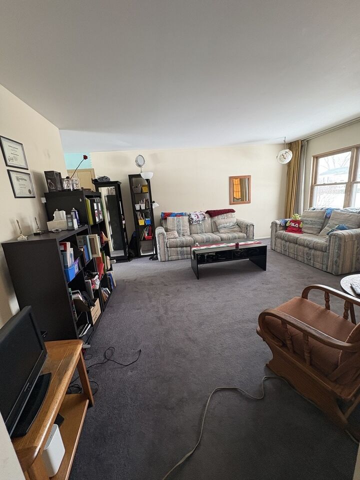 Property Photo:  170 Cherrywood Road  IL 60089 