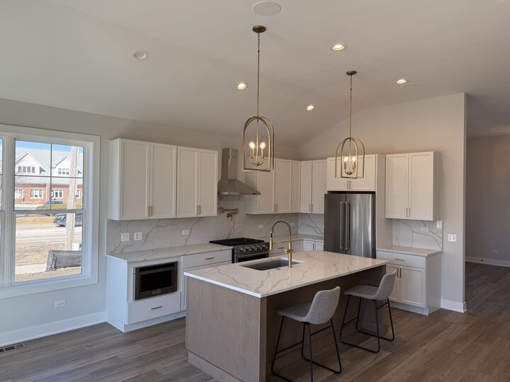 Property Photo:  1200 Prairie Lane 1-A  IL 60439 