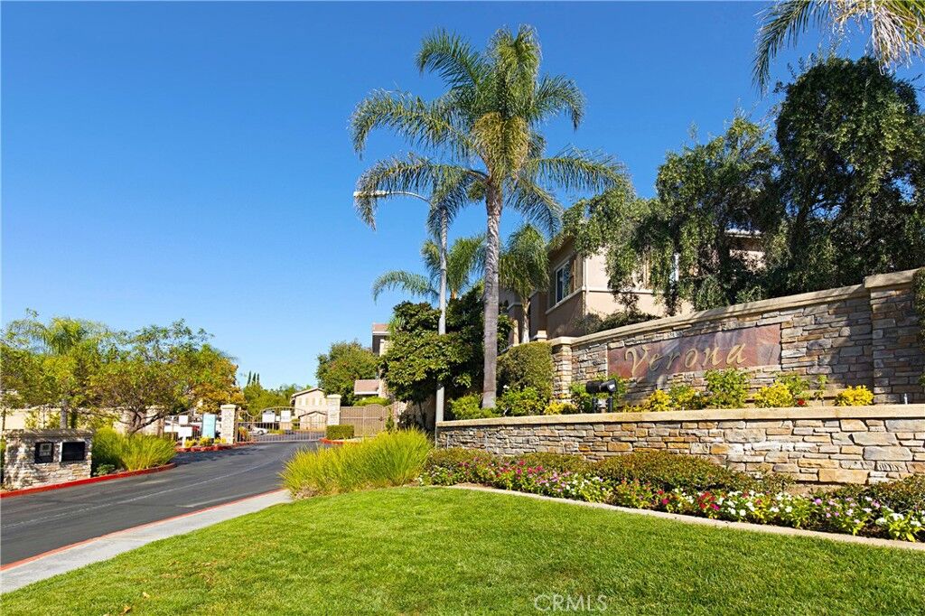 Property Photo:  26364 Arboretum 3303  CA 92563 