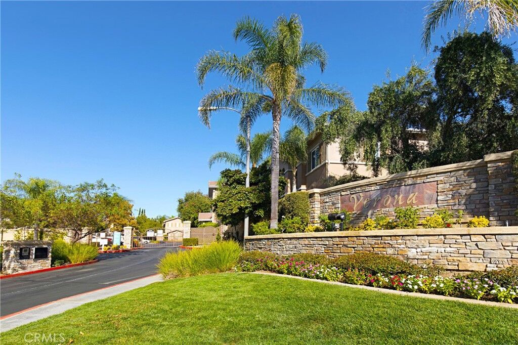 Property Photo:  26364 Arboretum 3303  CA 92563 