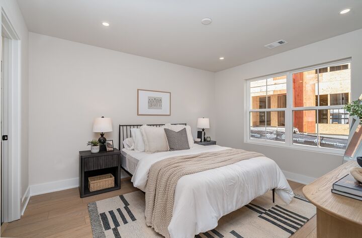 Property Photo: 718 41st Ave N TN 37209