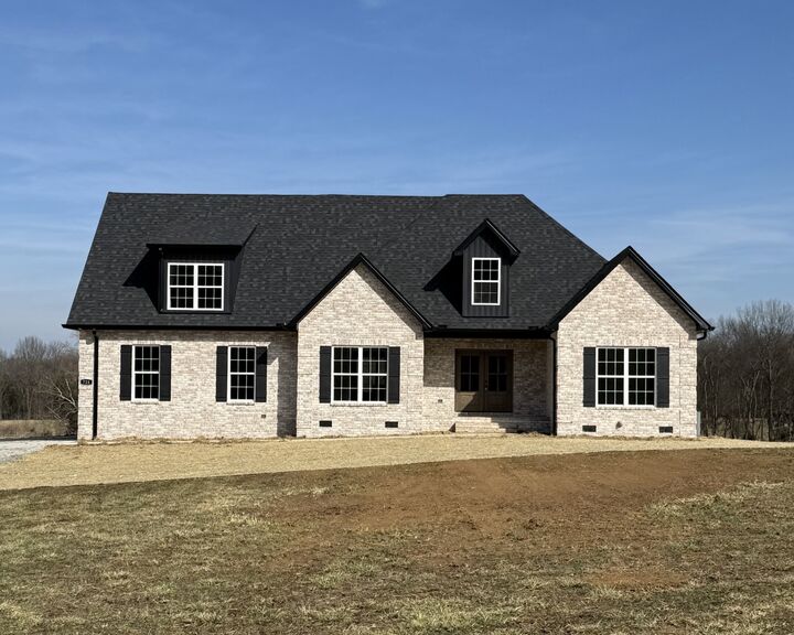 Property Photo: 725 Knight Campground Rd TN 37160